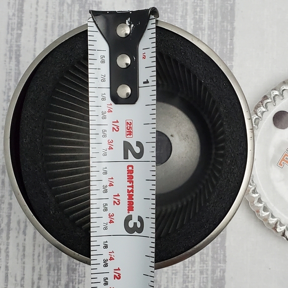 UT Bottle Cooler and Crystal Paperweight * - Picture 8 of 10